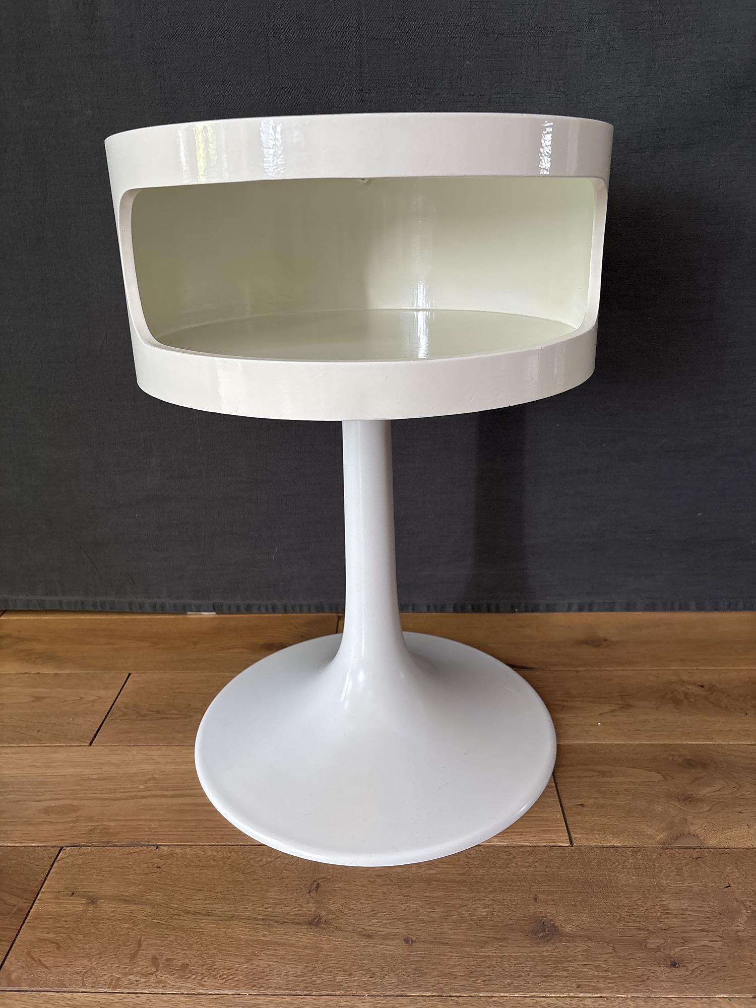 Space Age Luna Beistelltisch 33cm 5