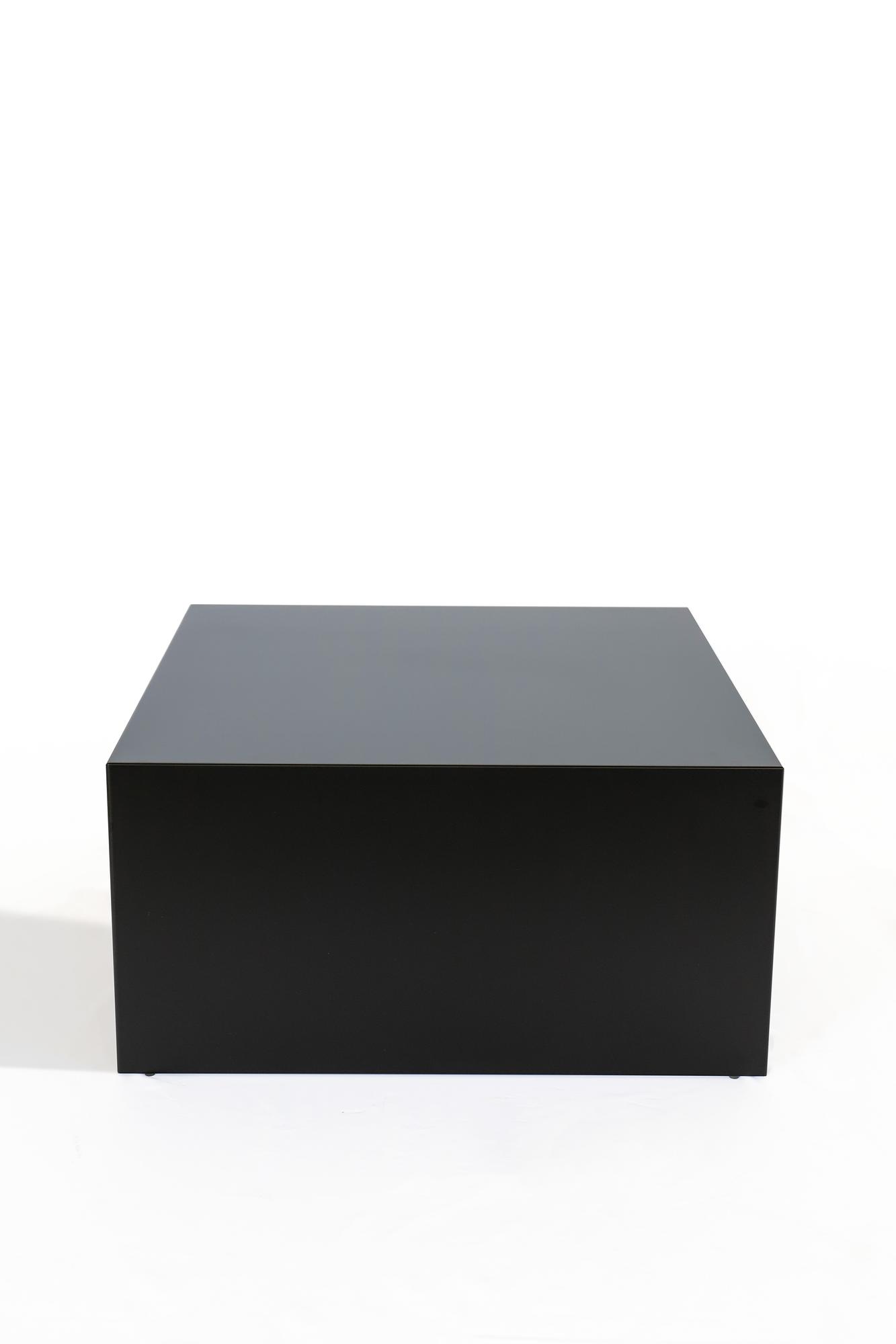 Sing70 Side table wood Black 1