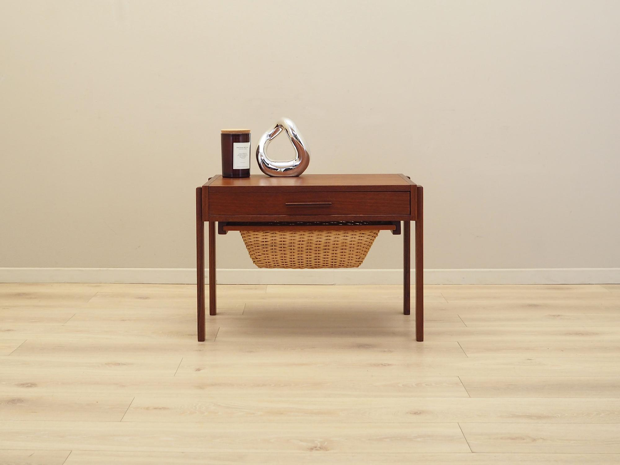 Coffee table teak wood 1970s 1