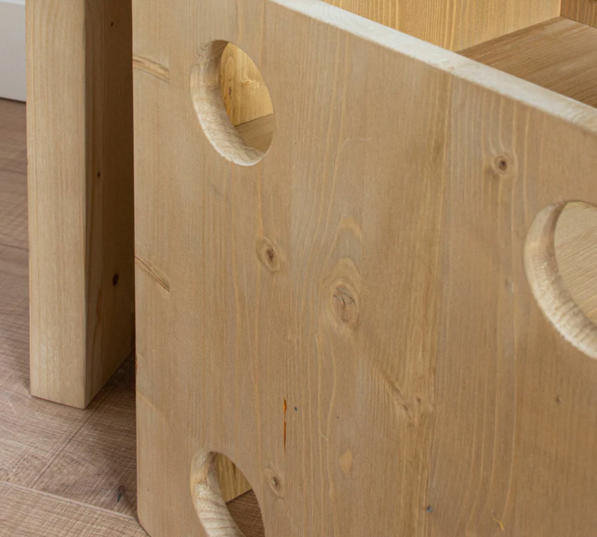 Chay Kinderstuhl Holz Sand 2