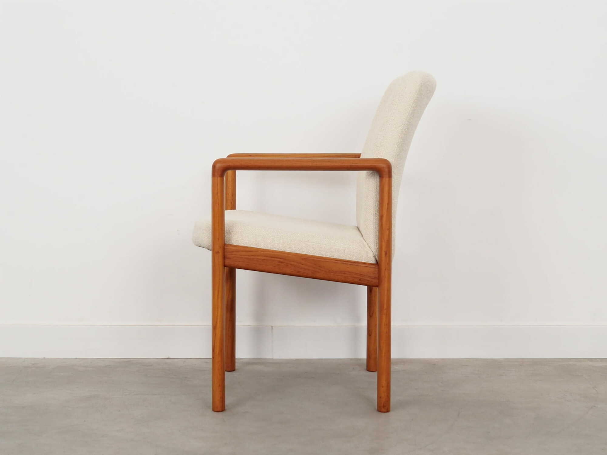 Vintage Stuhl Teakholz Textil Weiß 1970er Jahre  2