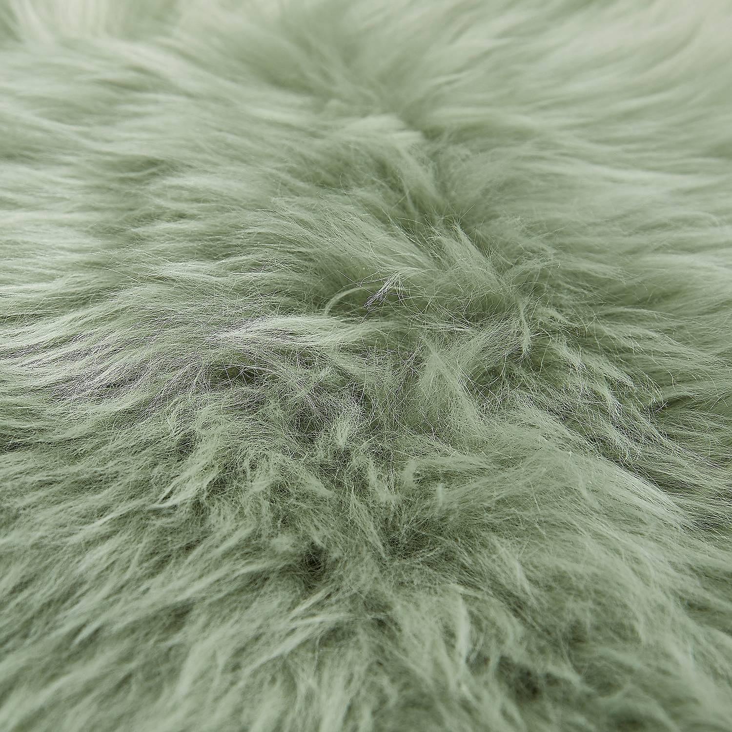 Schaffell Sitzkissen Salbei 2