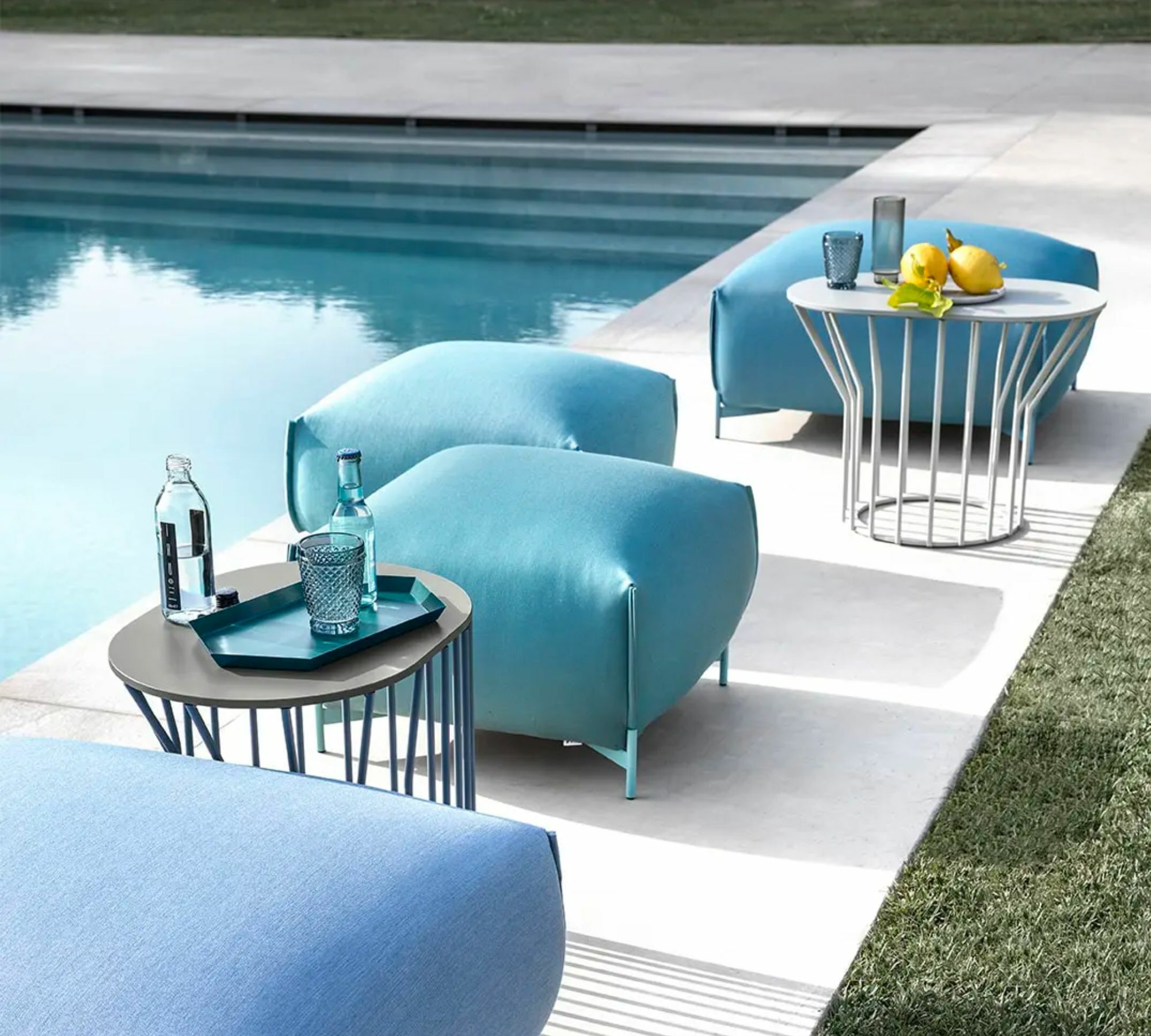 Mochi Pouf Textile Metal Blue 2