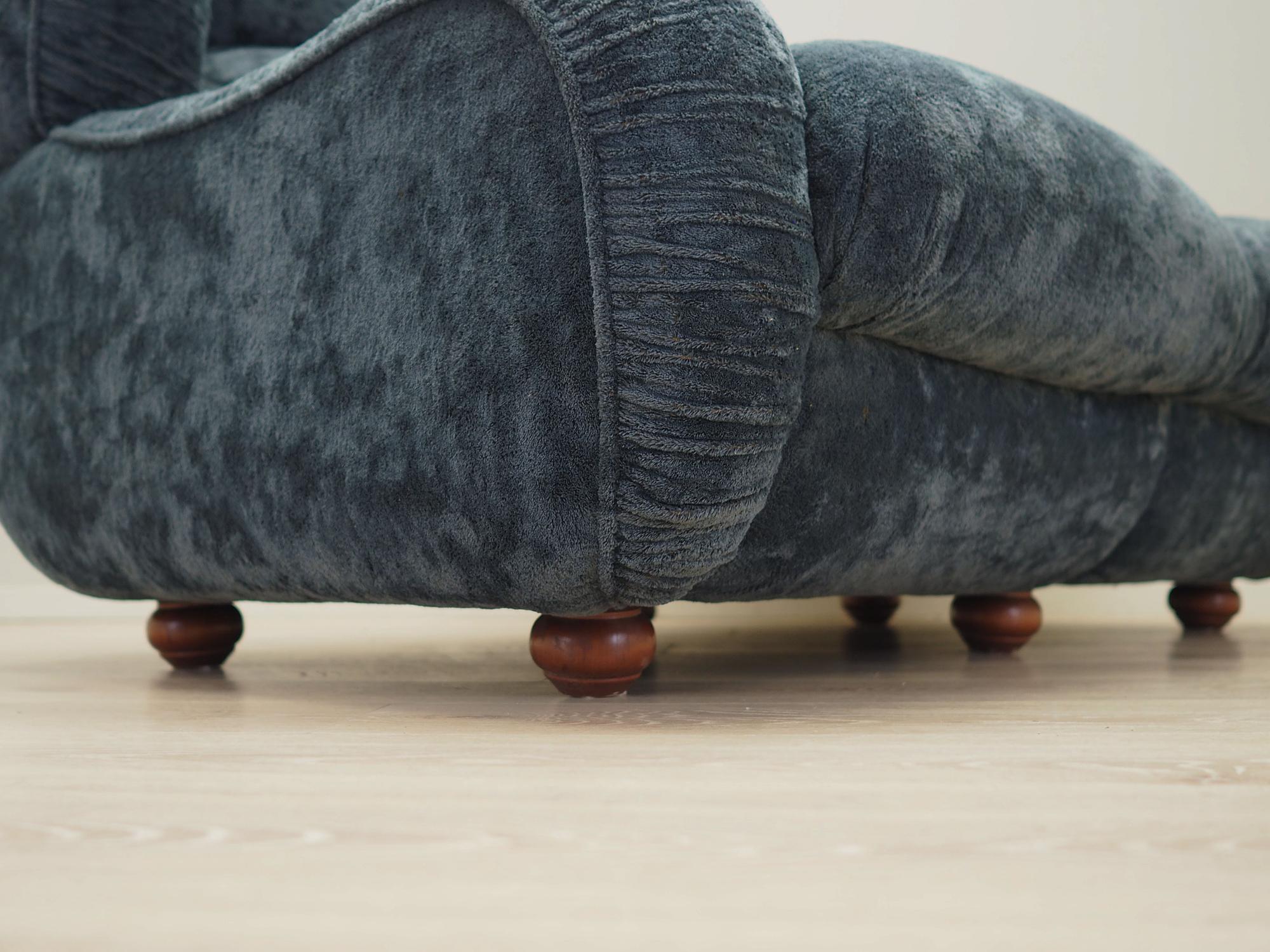 2-seater sofa velvet blue 1970s 13