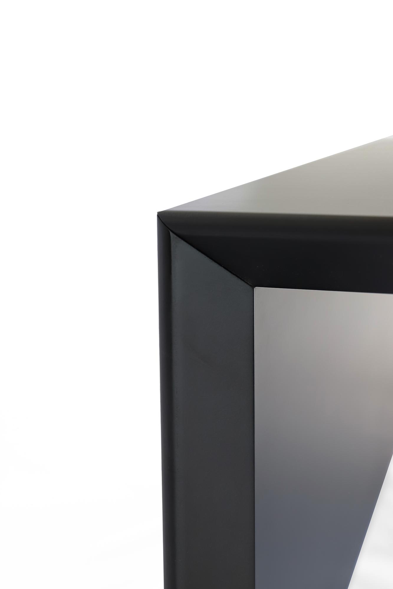Sing70 Side table wood Black 2