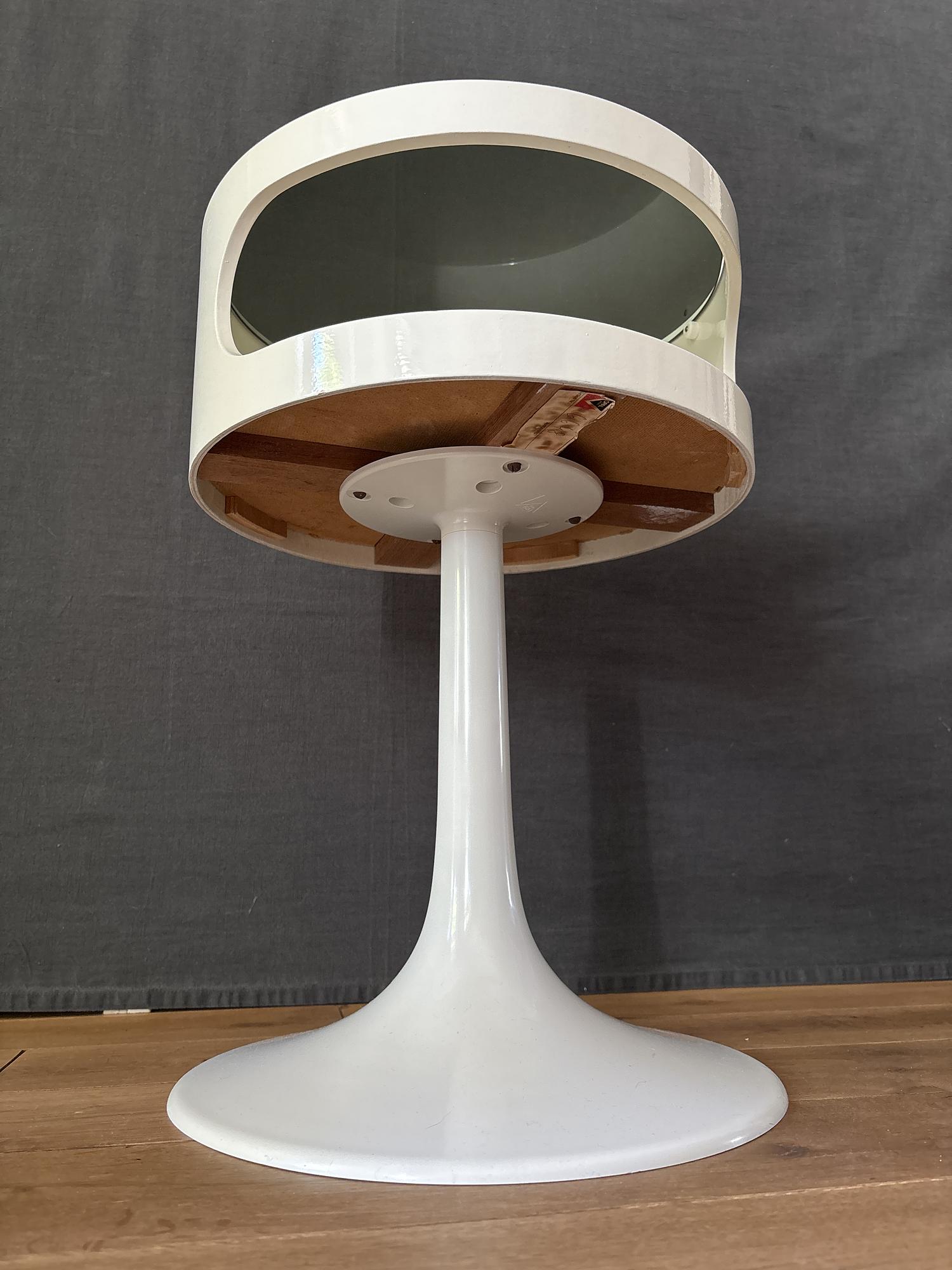 Space Age Luna Beistelltisch 33cm 7