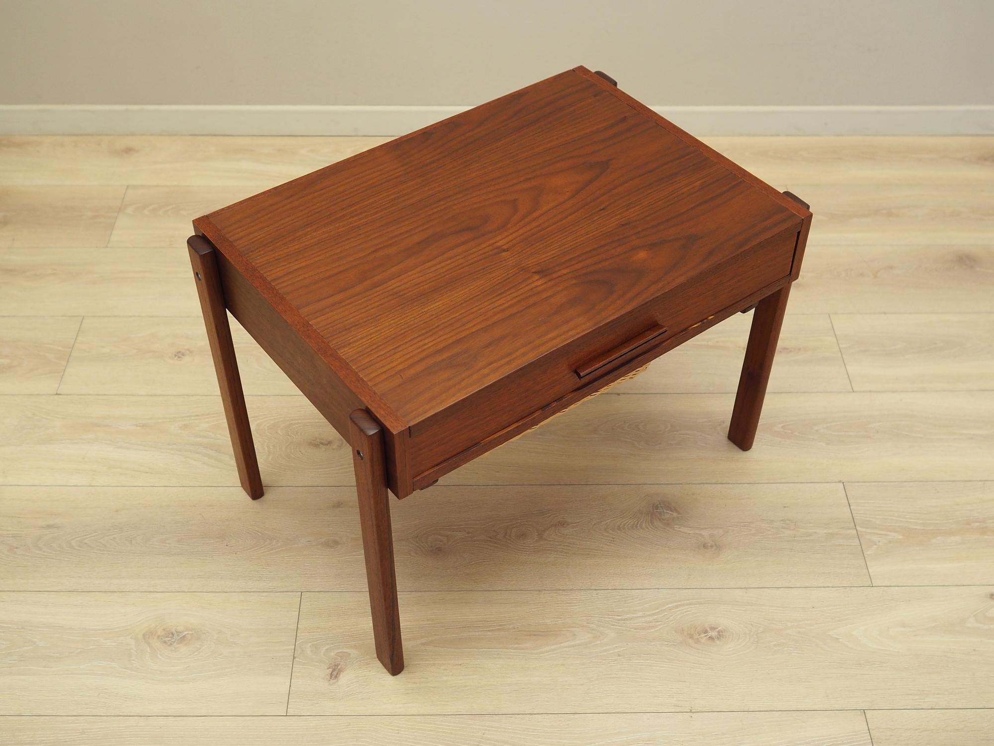 Coffee table teak wood 1970s 6