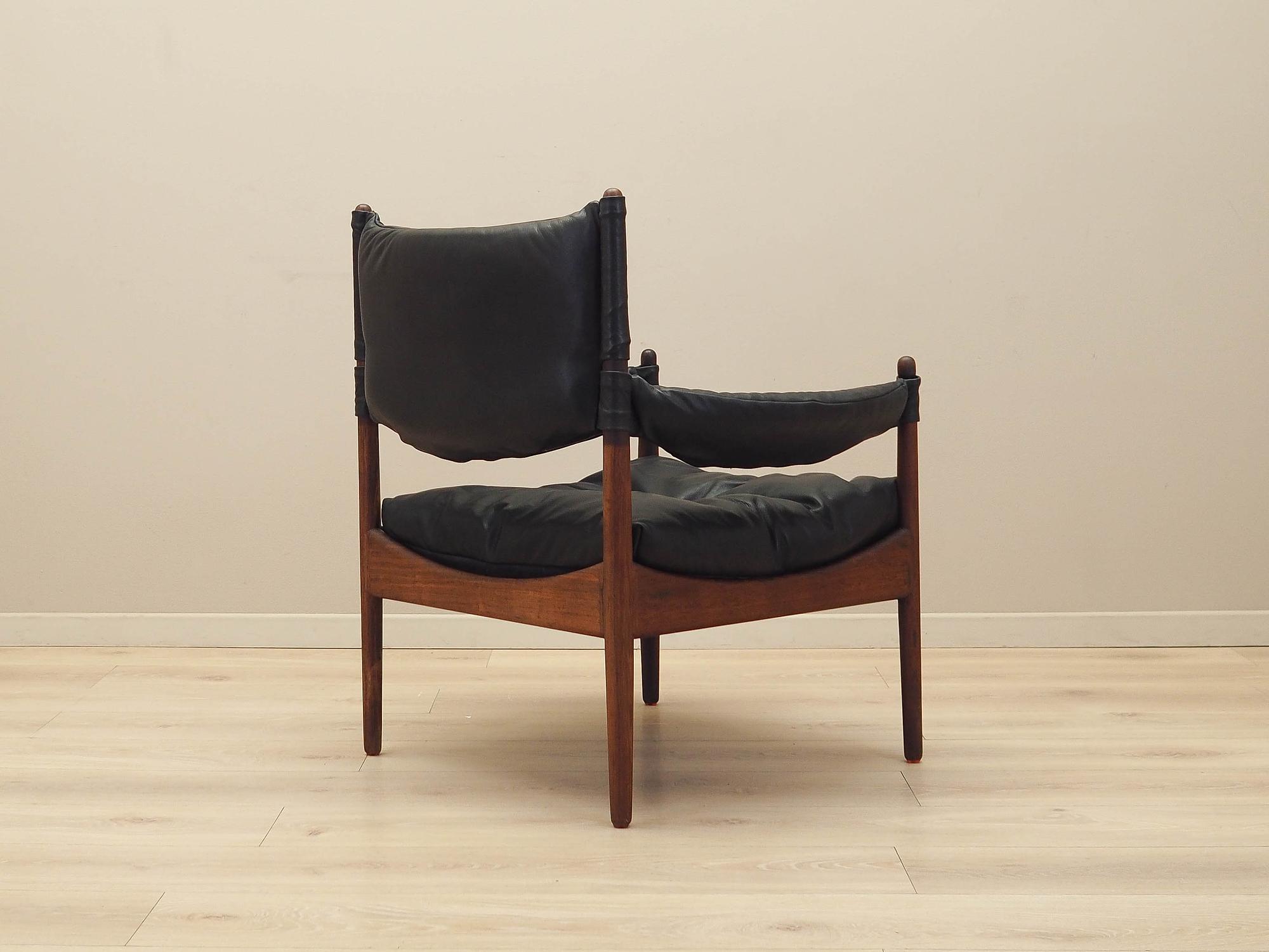 Modus Armchair Wood Leather Black 1960s 7