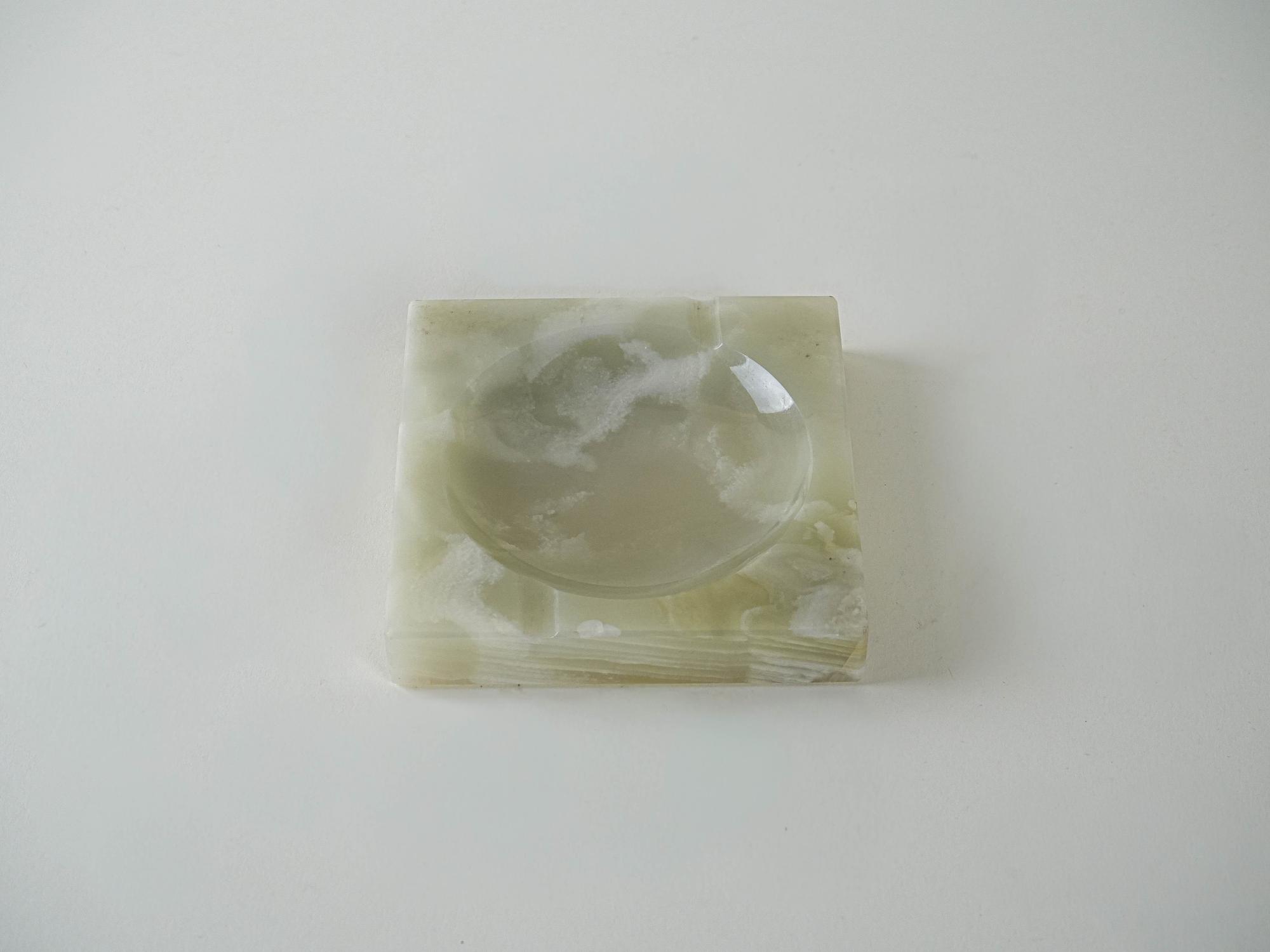 Onyx Bowl White 1960s 4