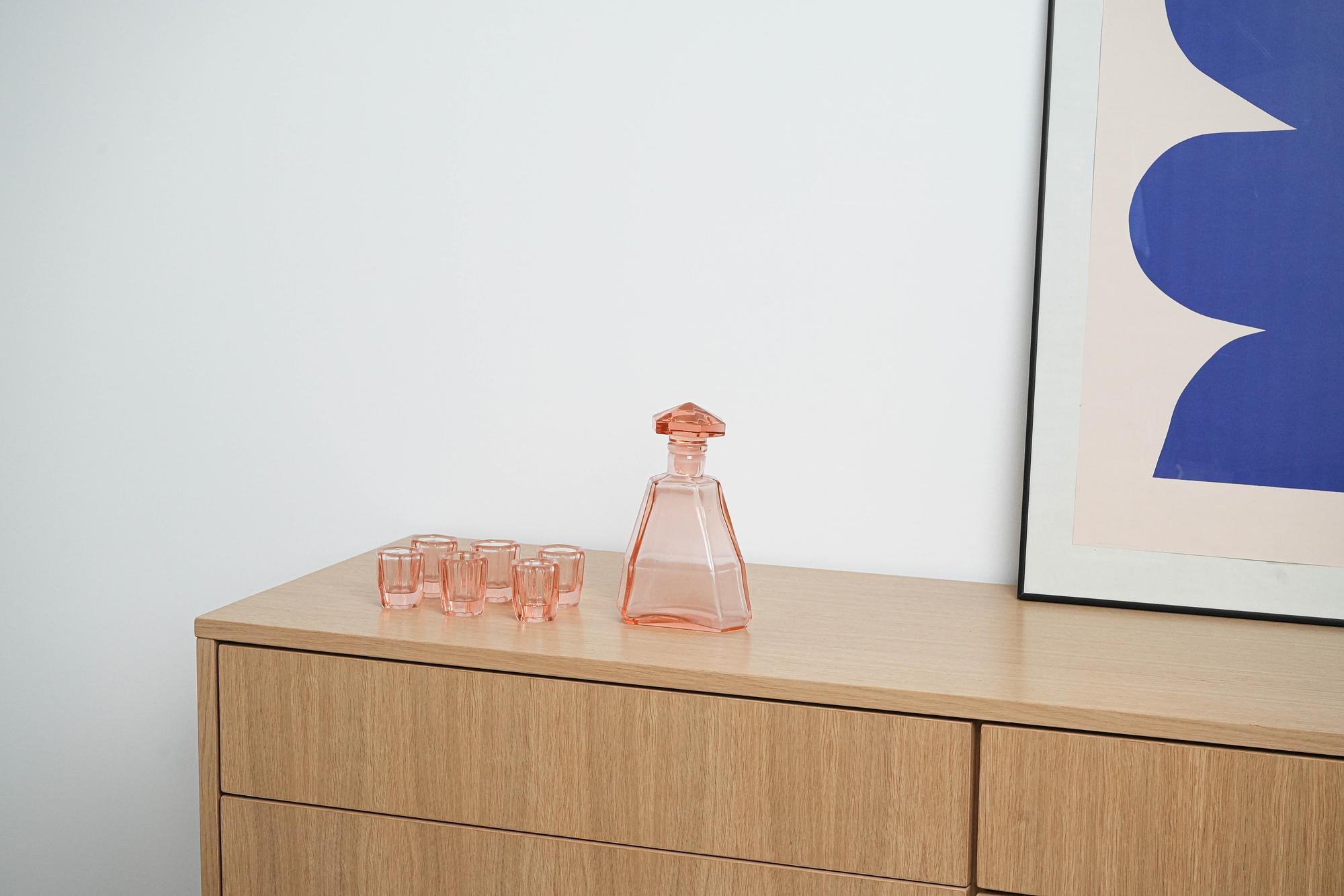 Alkohol-Service-Set Glas Rosa 1960er Jahre 1