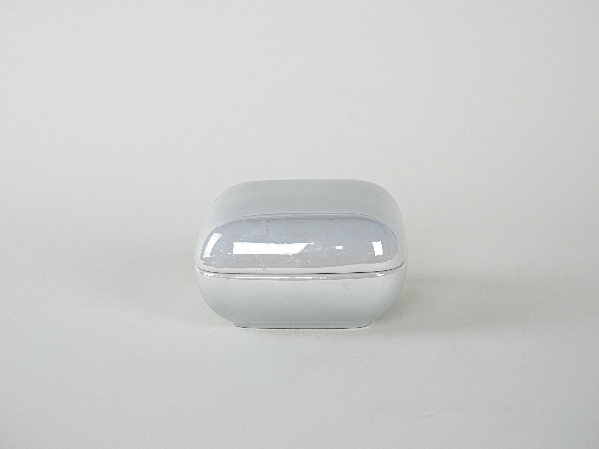 Porcelain box White 1970s 2