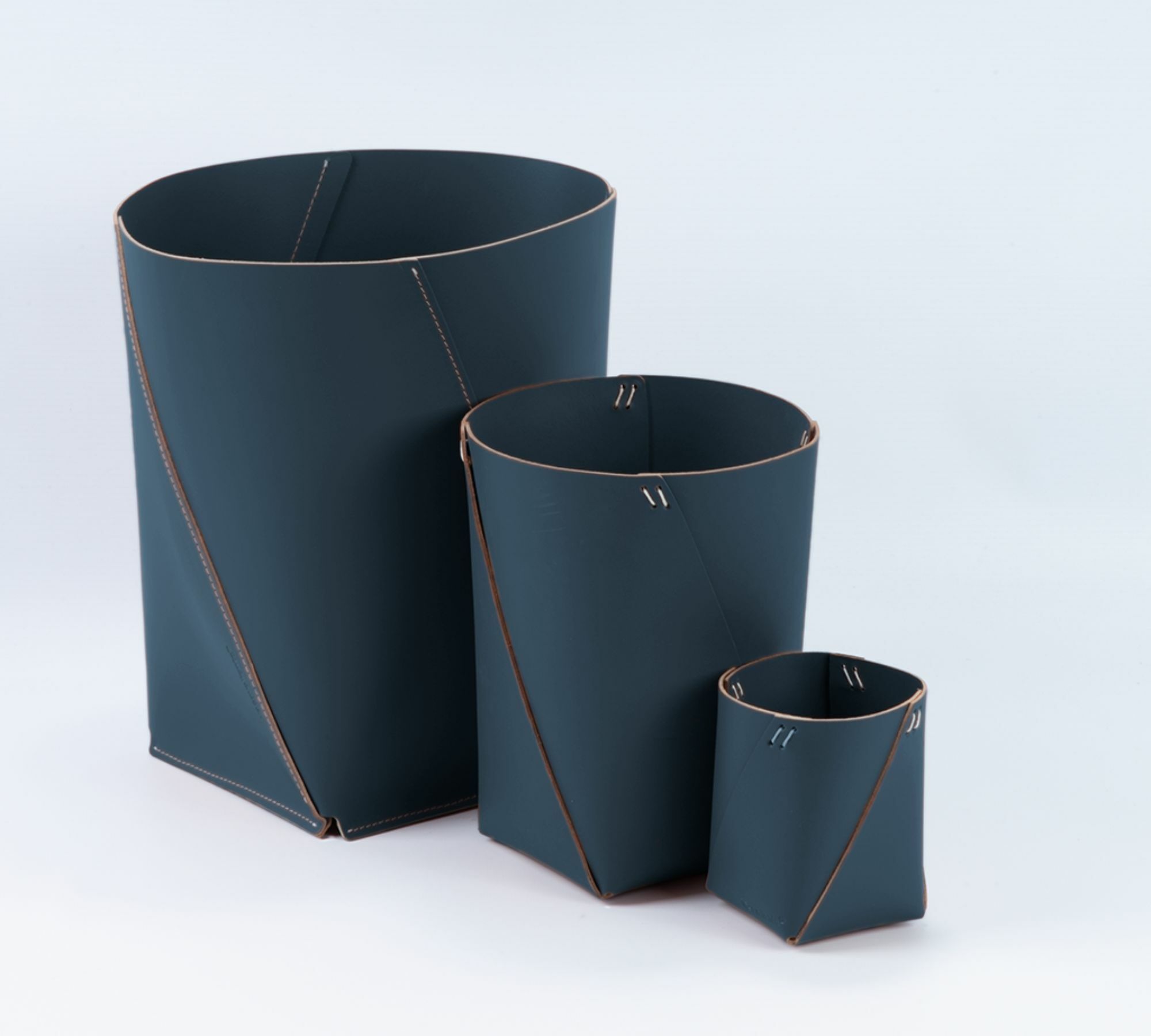 Stiftehalter 100% Recyceltes Leder Blau 2