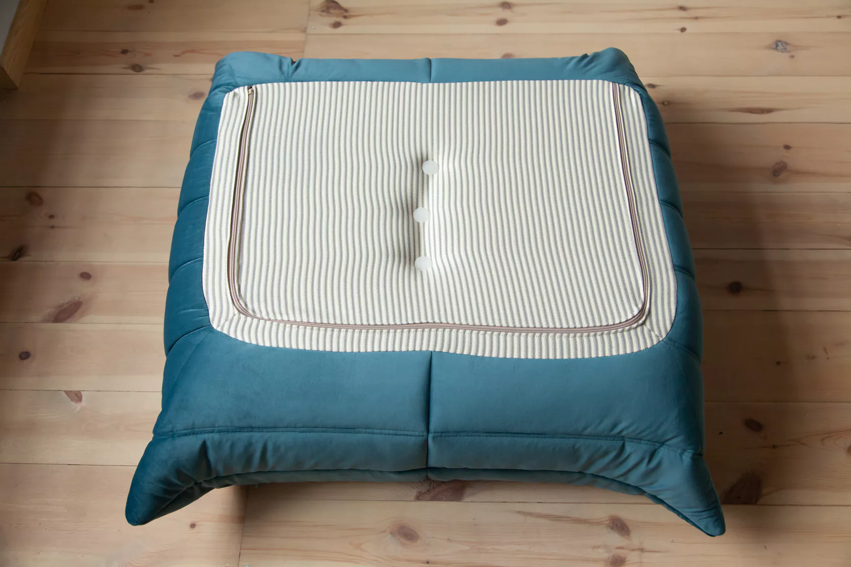 Togo Lounge Set 2 pezzi velluto blu mare 8