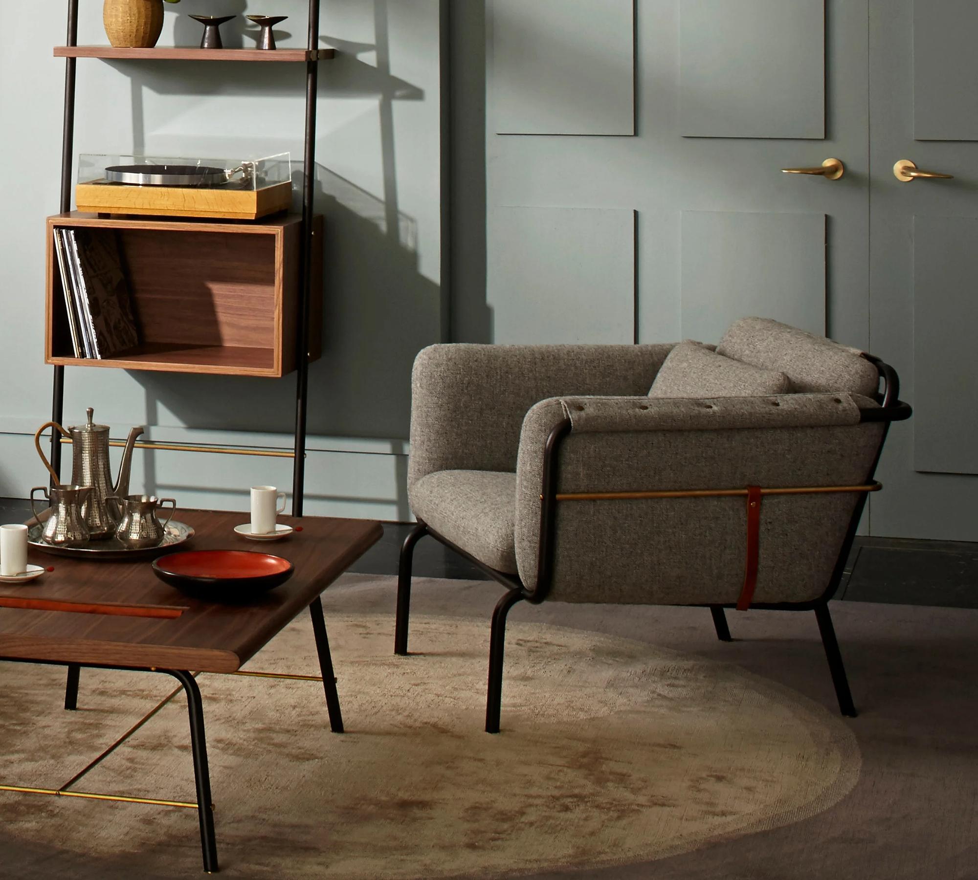 VALET armchair with armrests 1