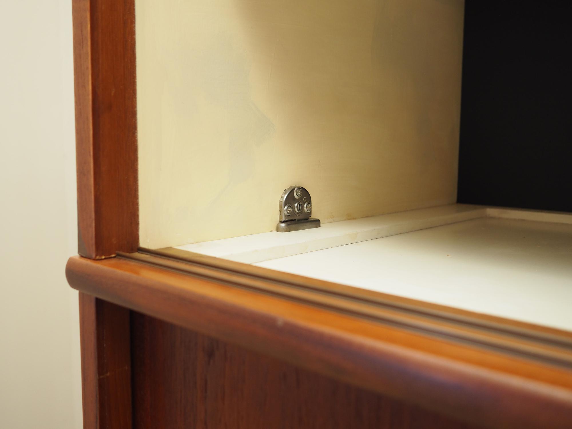 Kleiderschrank Teakholz 1970er Jahre 13