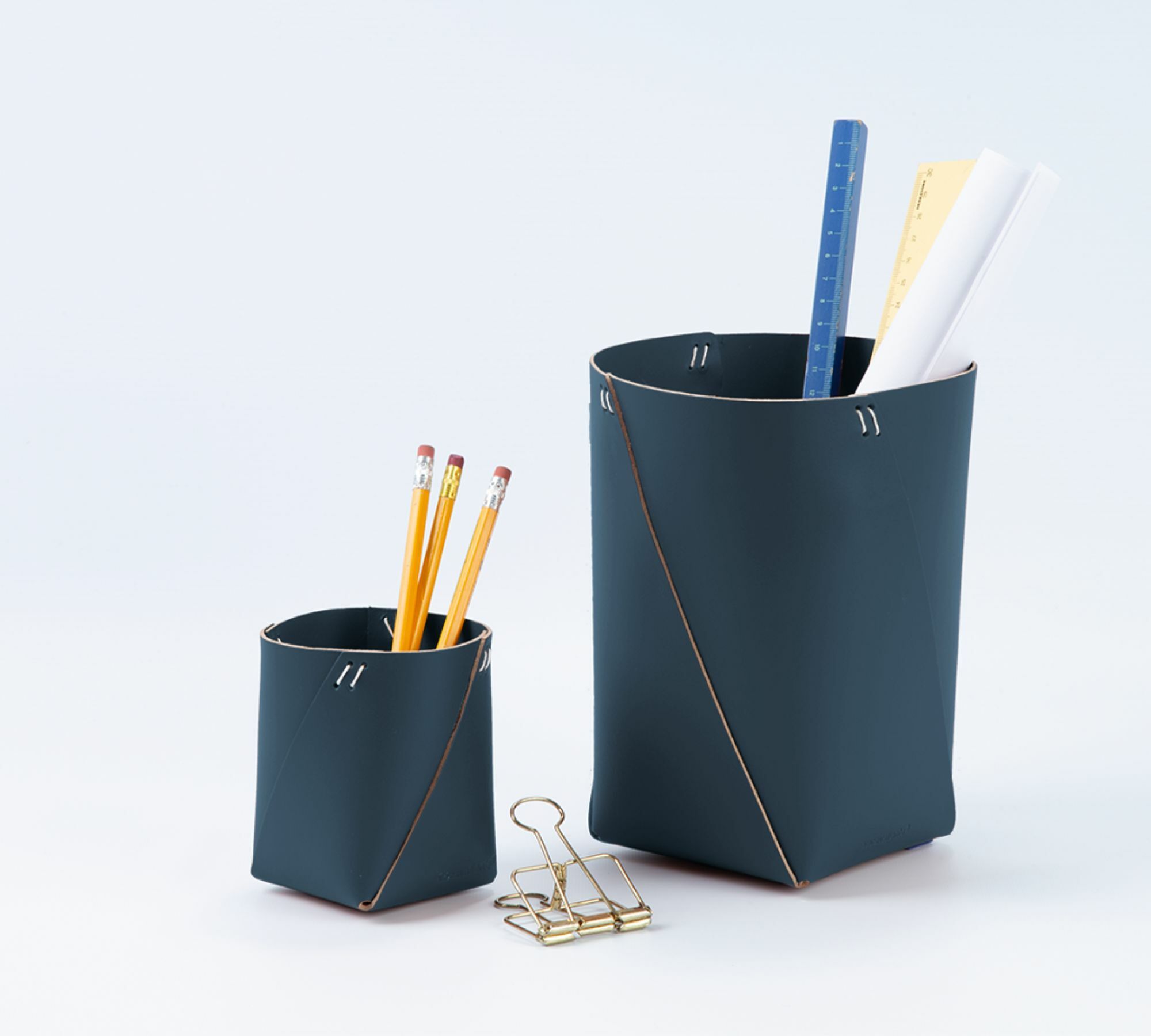 Stiftehalter 100% Recyceltes Leder Blau 3