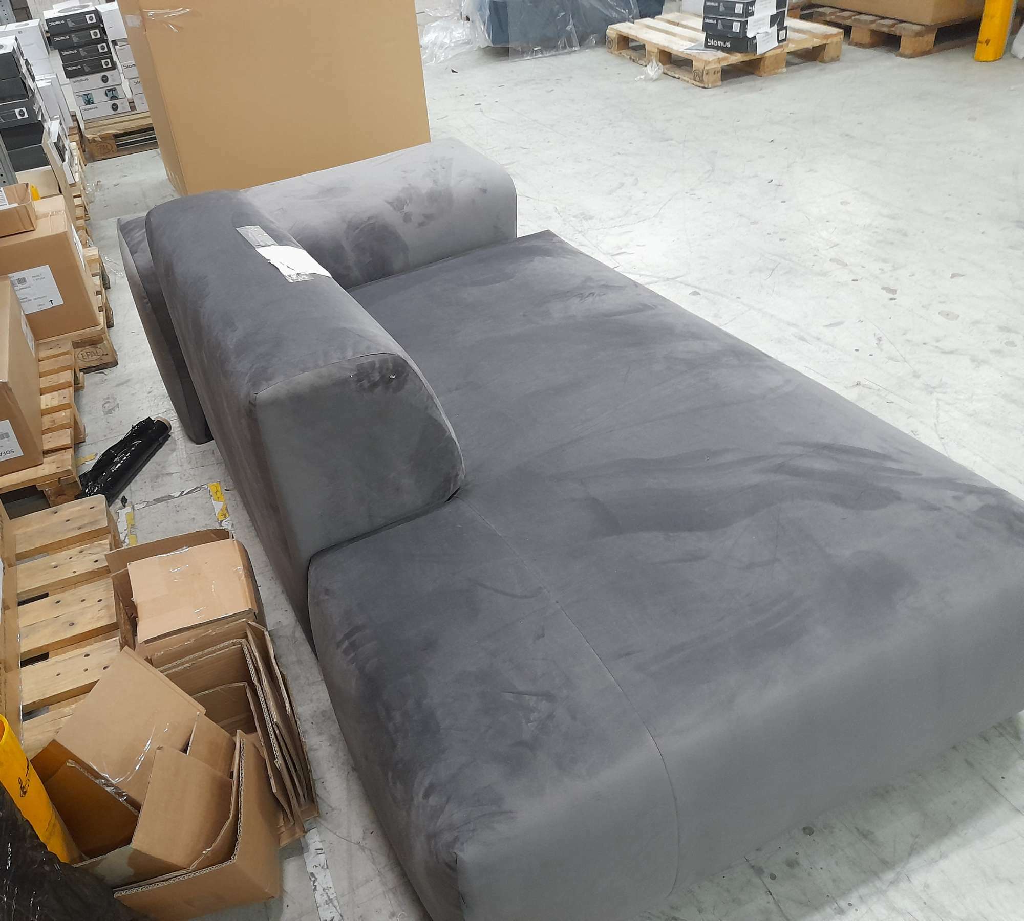 Pyllow Sofa Samt Steingrau 6