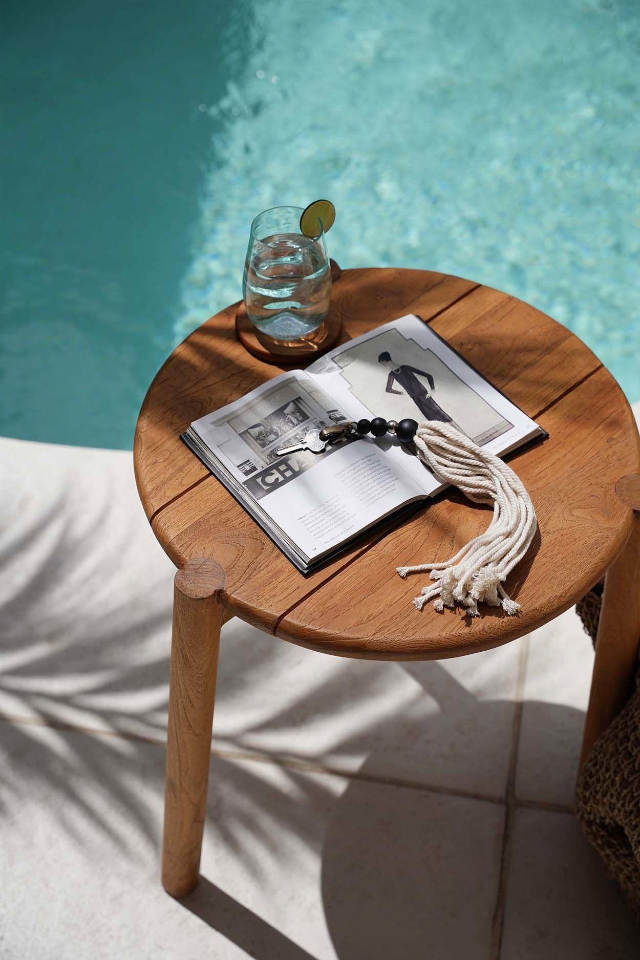 Der Gilimanuk Beistelltisch 2