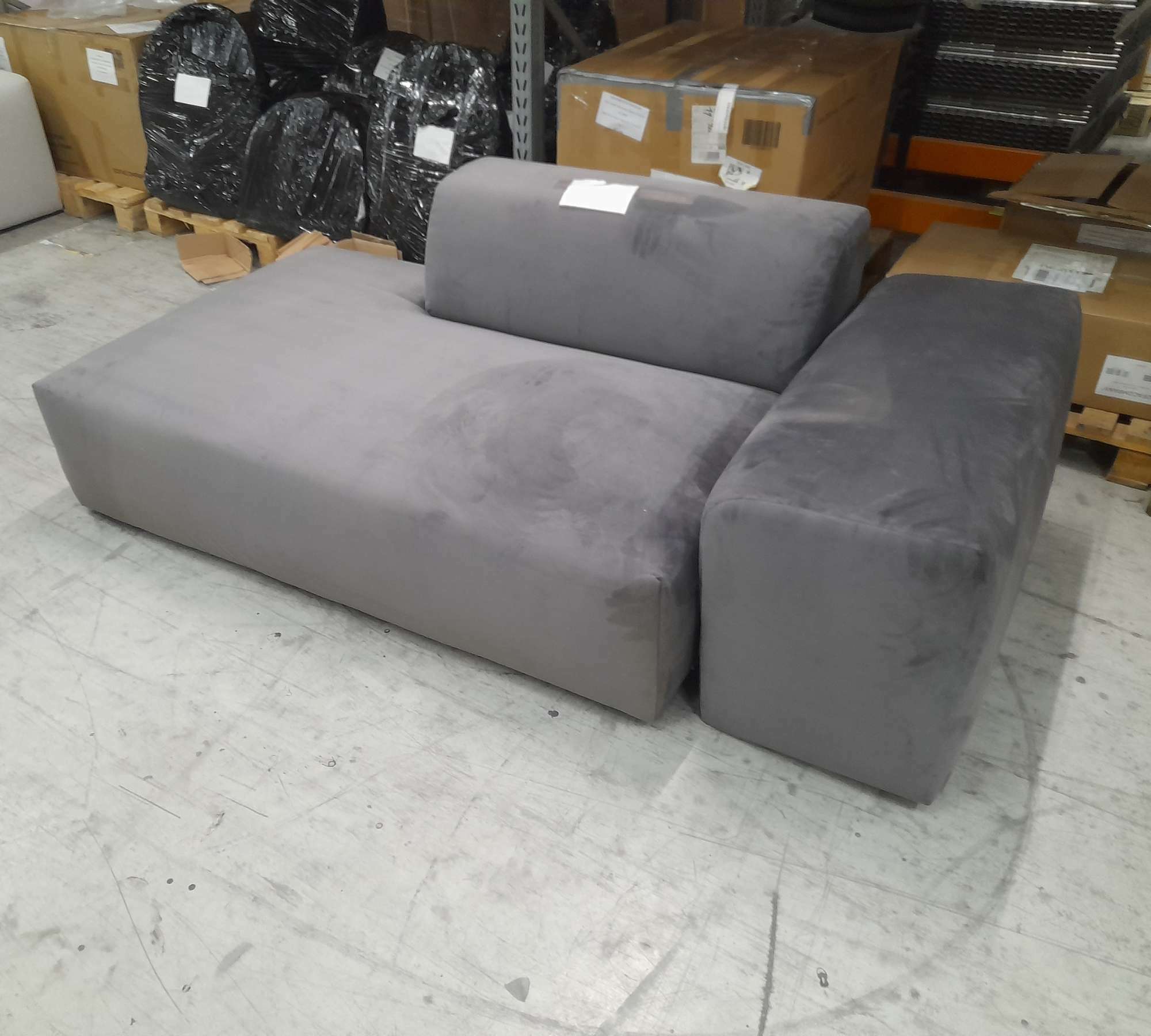 Pyllow Sofa Samt Steingrau 4
