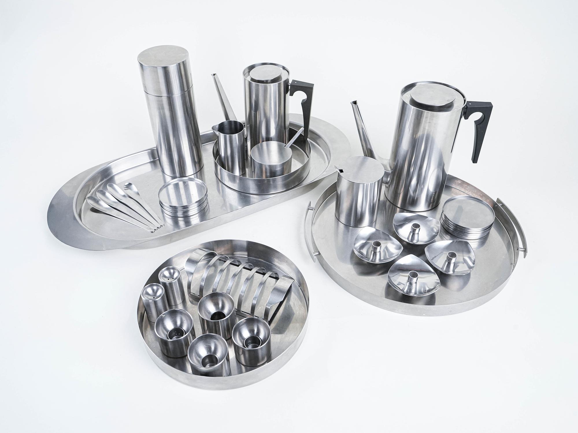 Serving set 1960s Arne Jacobsen 3