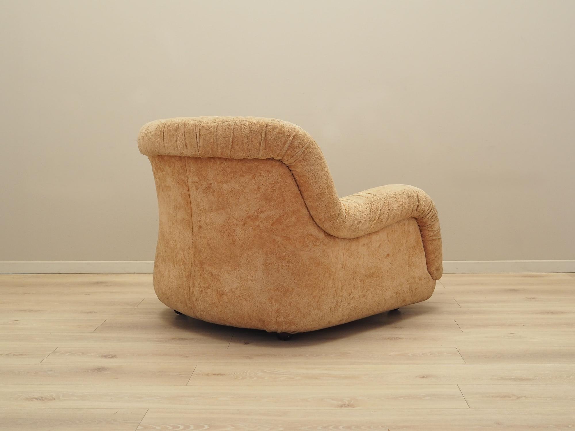 Poltrona beige anni '60 6