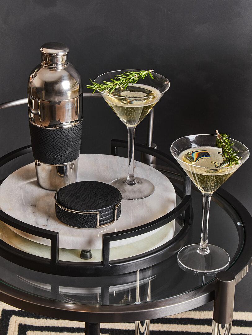 Mixology Set mit vier schwarzen Untersetzern
 4