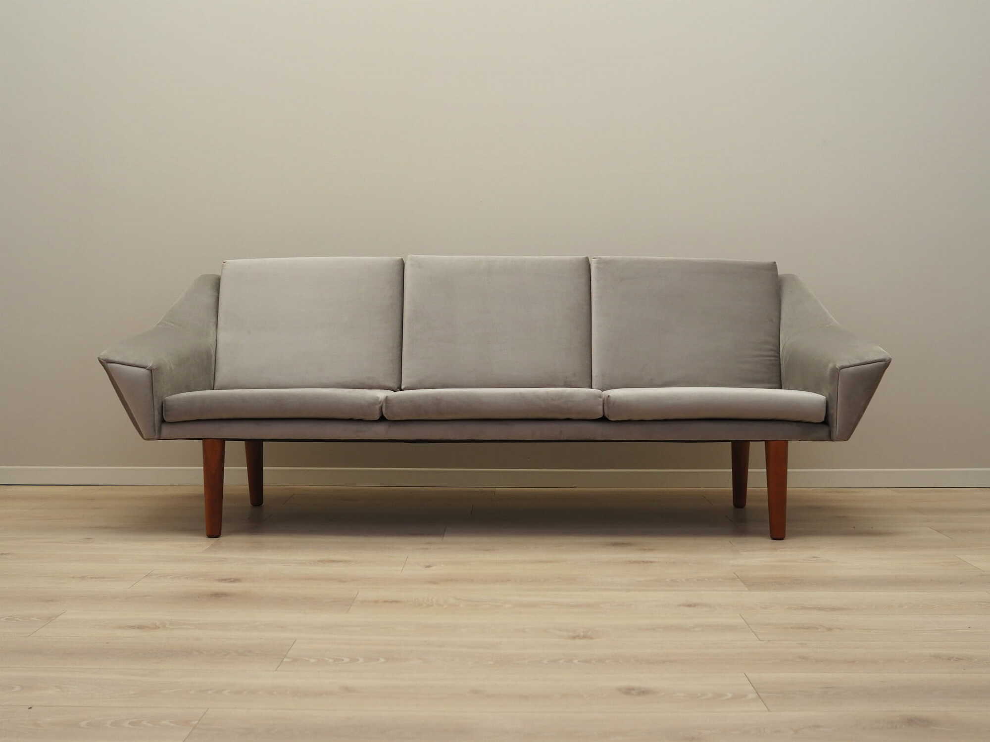 Sofa 3-seater textile gray 1980s 1