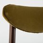 200-190 Stuhl Holz Samt Olive 1
