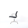 Vitra Eames EA208 Soft Pad Chair Leder Schwarz 1