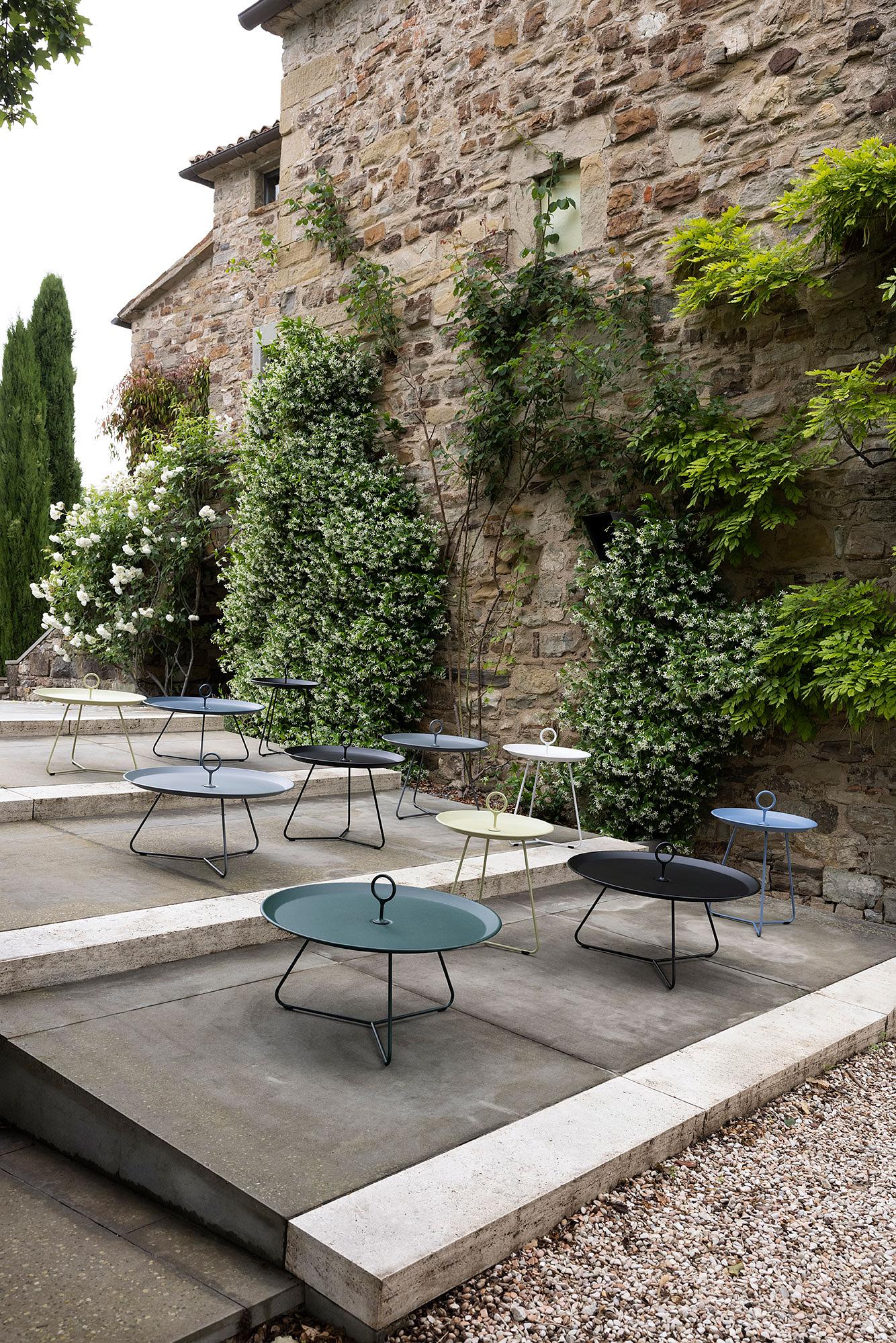 EYELET Serviertisch 70cm Dunkelgrau 1