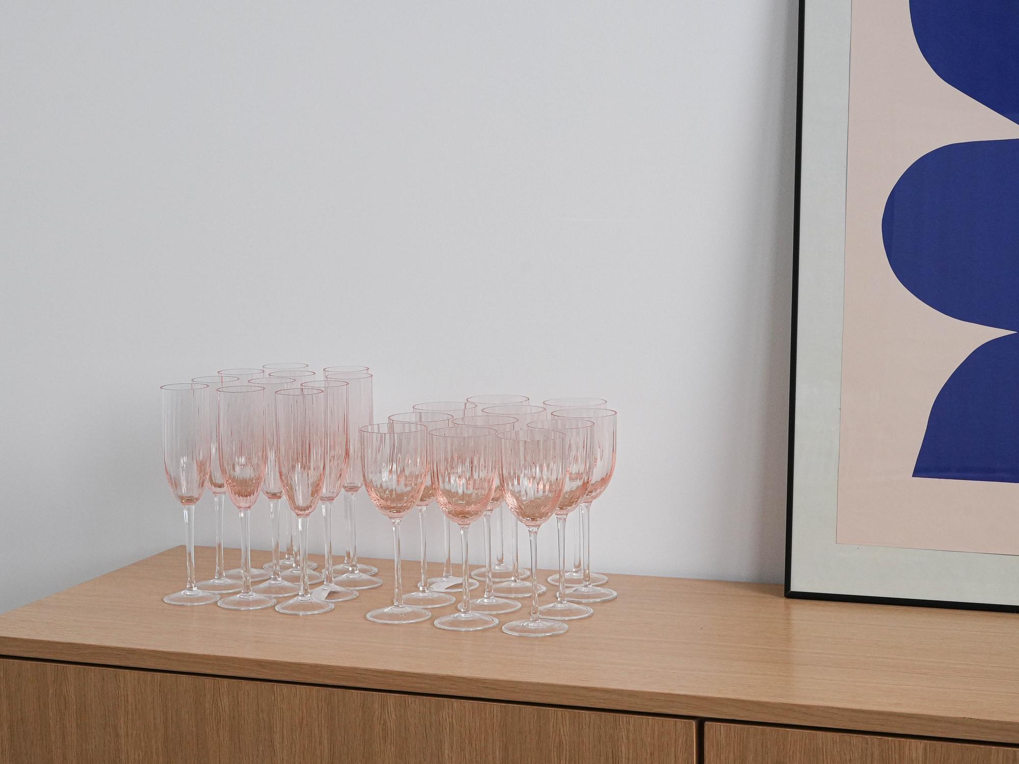 Wine glass set pink 1970s 1