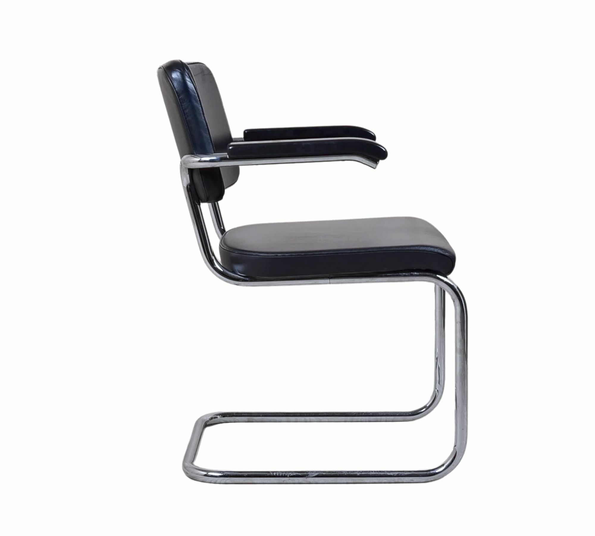 S 64 PV Thonet Freischwinger Leder Metall Schwarz 4