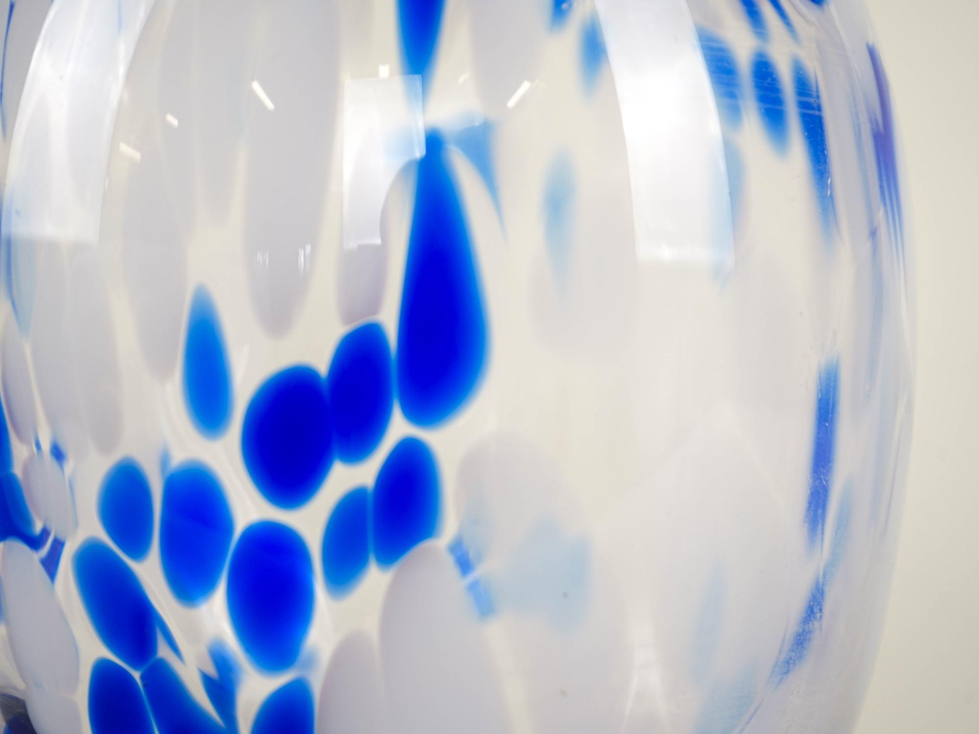 Glass vase 1970s 6