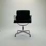 Vitra Eames EA208 Soft Pad Chair Leder Schwarz 3