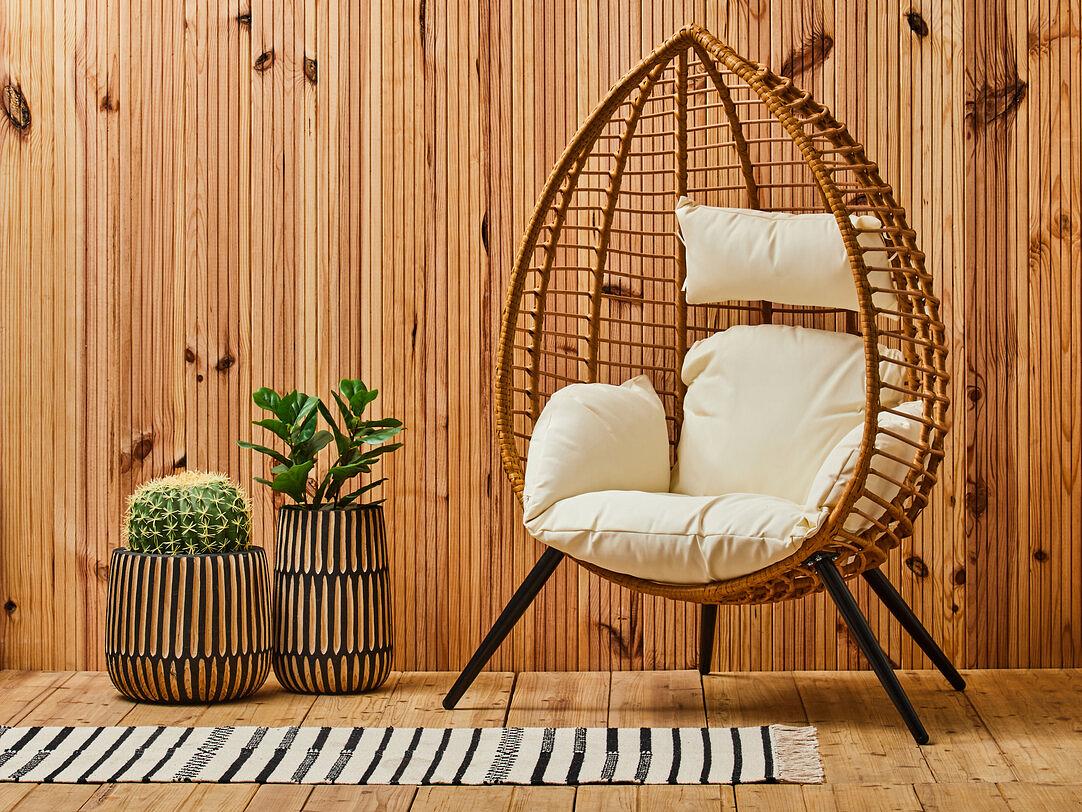 Arlo Große Natur und Schwarze Holzvase
 0