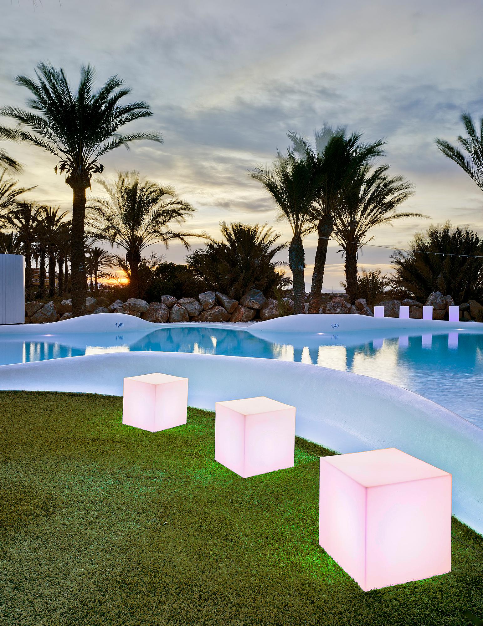 Cuby Typ A Solarwegeleuchte Weiß 43x43 cm 4