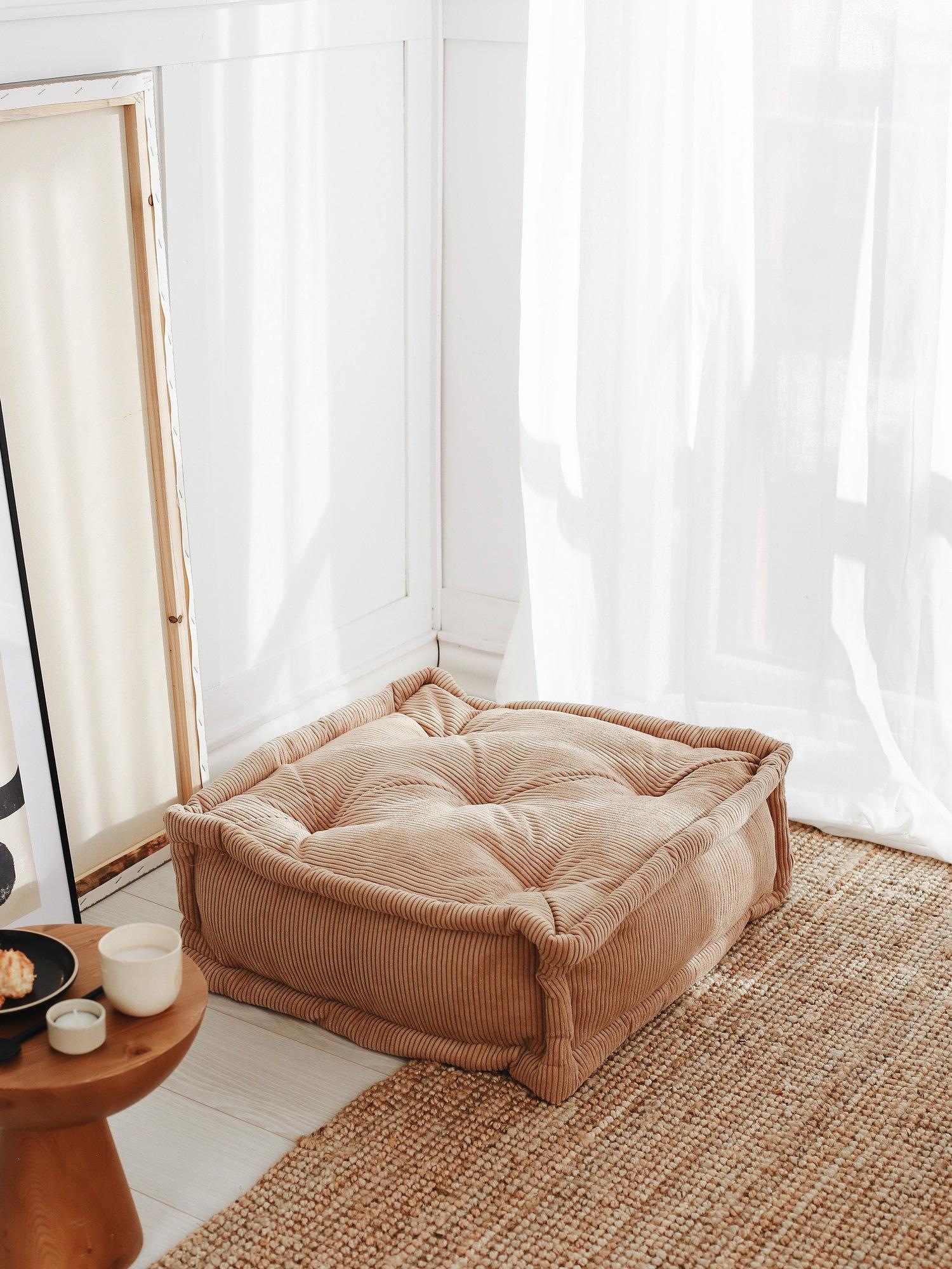 Biscuit Cushion Velvet Brown 1