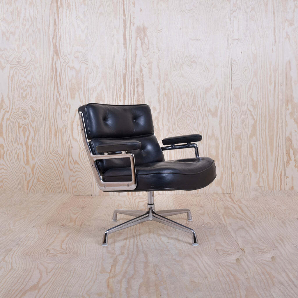 Lobby Chair ES 108 Schwarz Leder 4