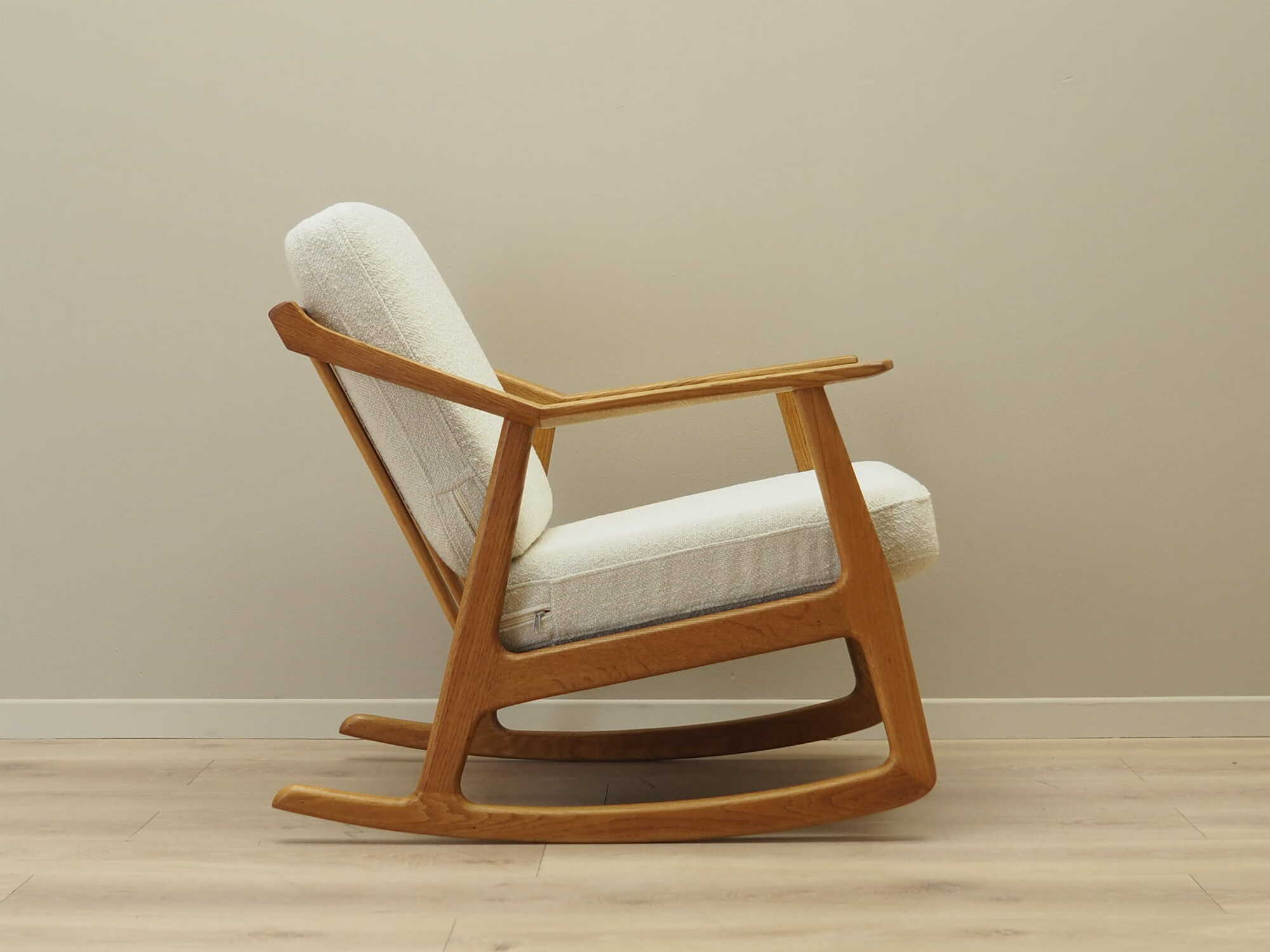 Vintage rocking chair oak wood textile cream 1960s 5