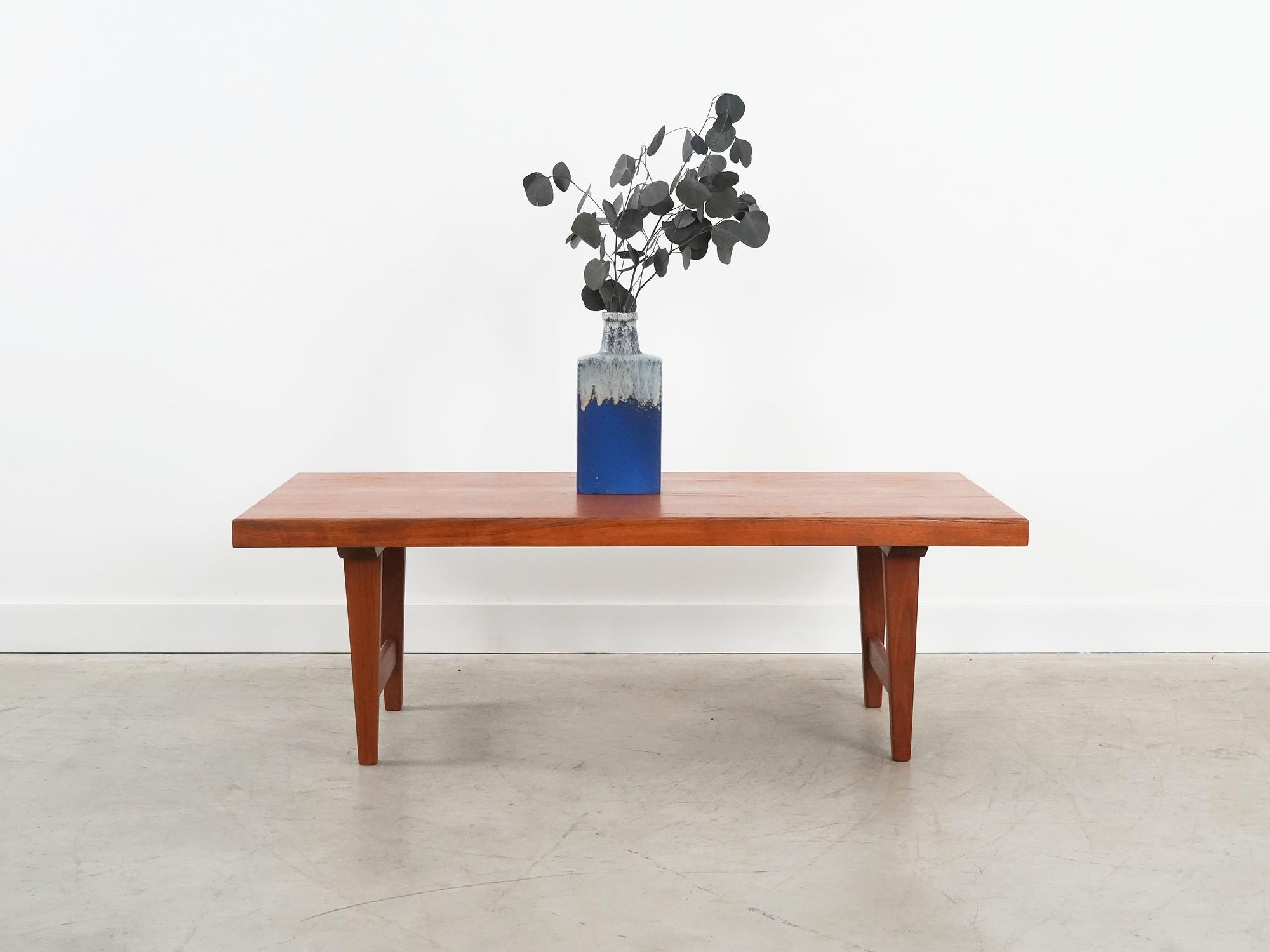 Coffee table teak wood 1970s 1
