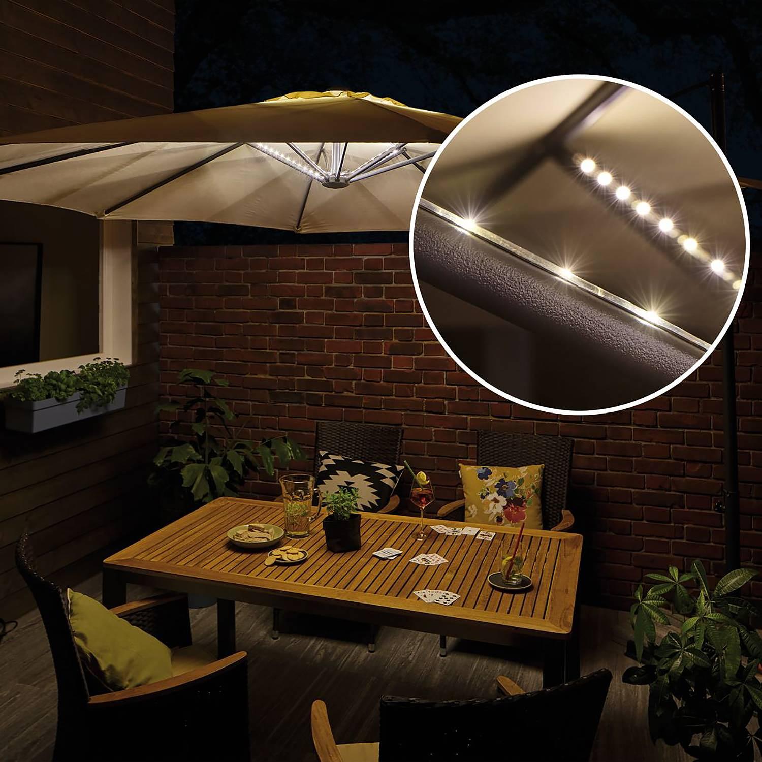 Schirmbeleuchtung Miallo I Kunstharz 4-flammig 4