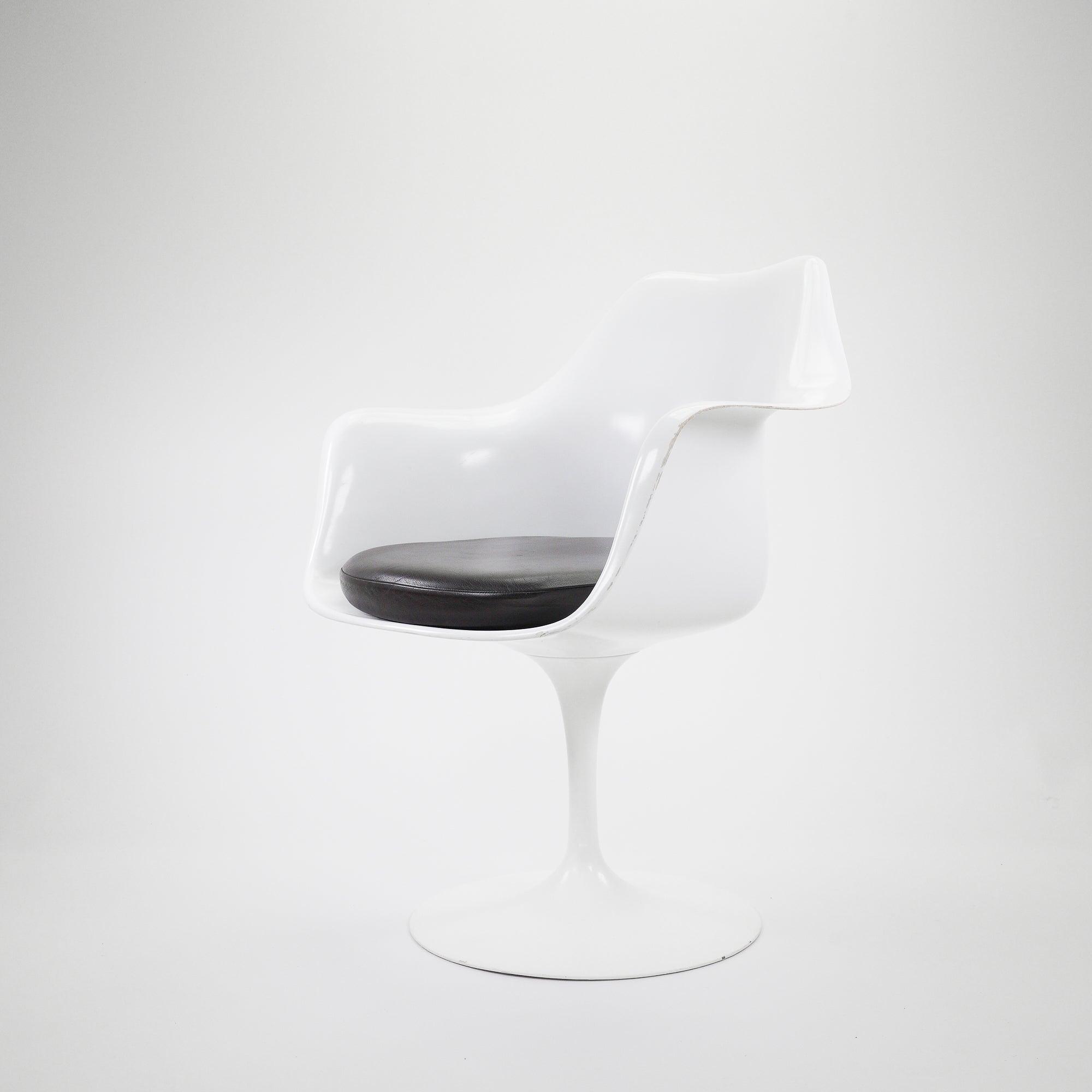 Saarinen Tulip Armchair White Brown Leather 0