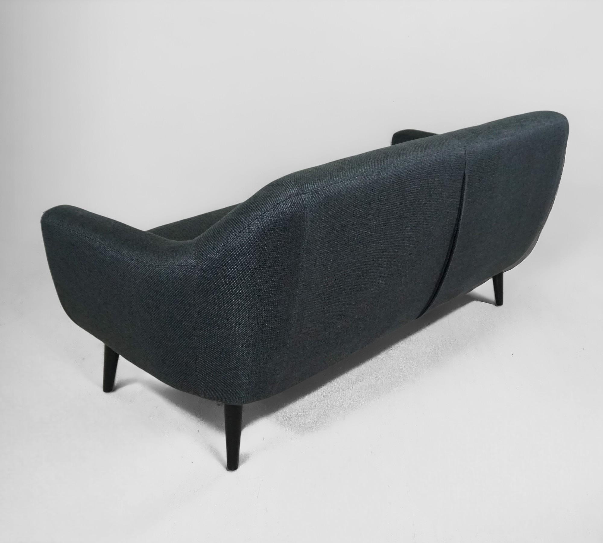 Ritchie Sofa 3-Sitzer Textil Anthrazit Bunte Knöpfe 6