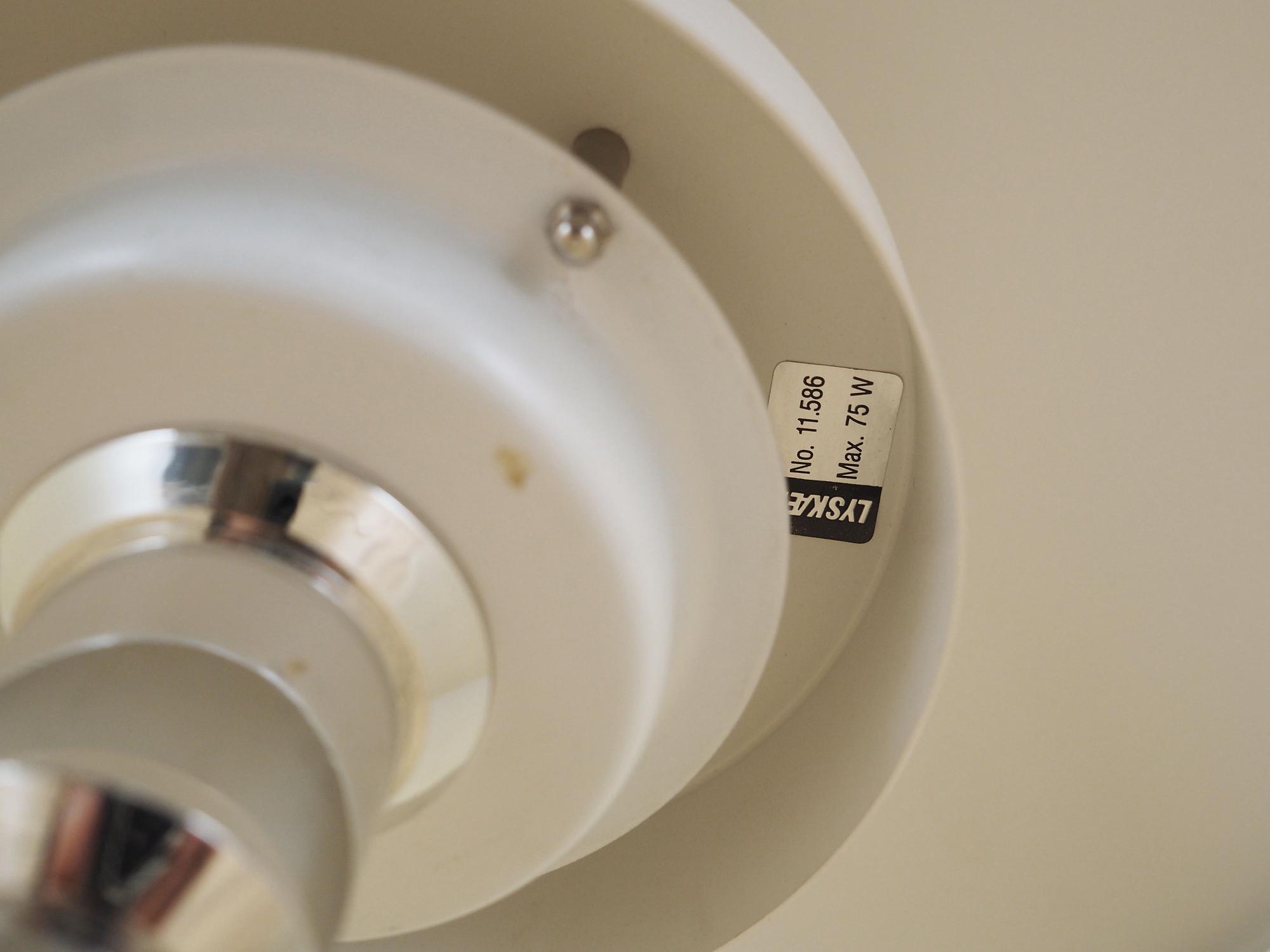 Stehlampe Metall Weiß 1970er Jahre 8