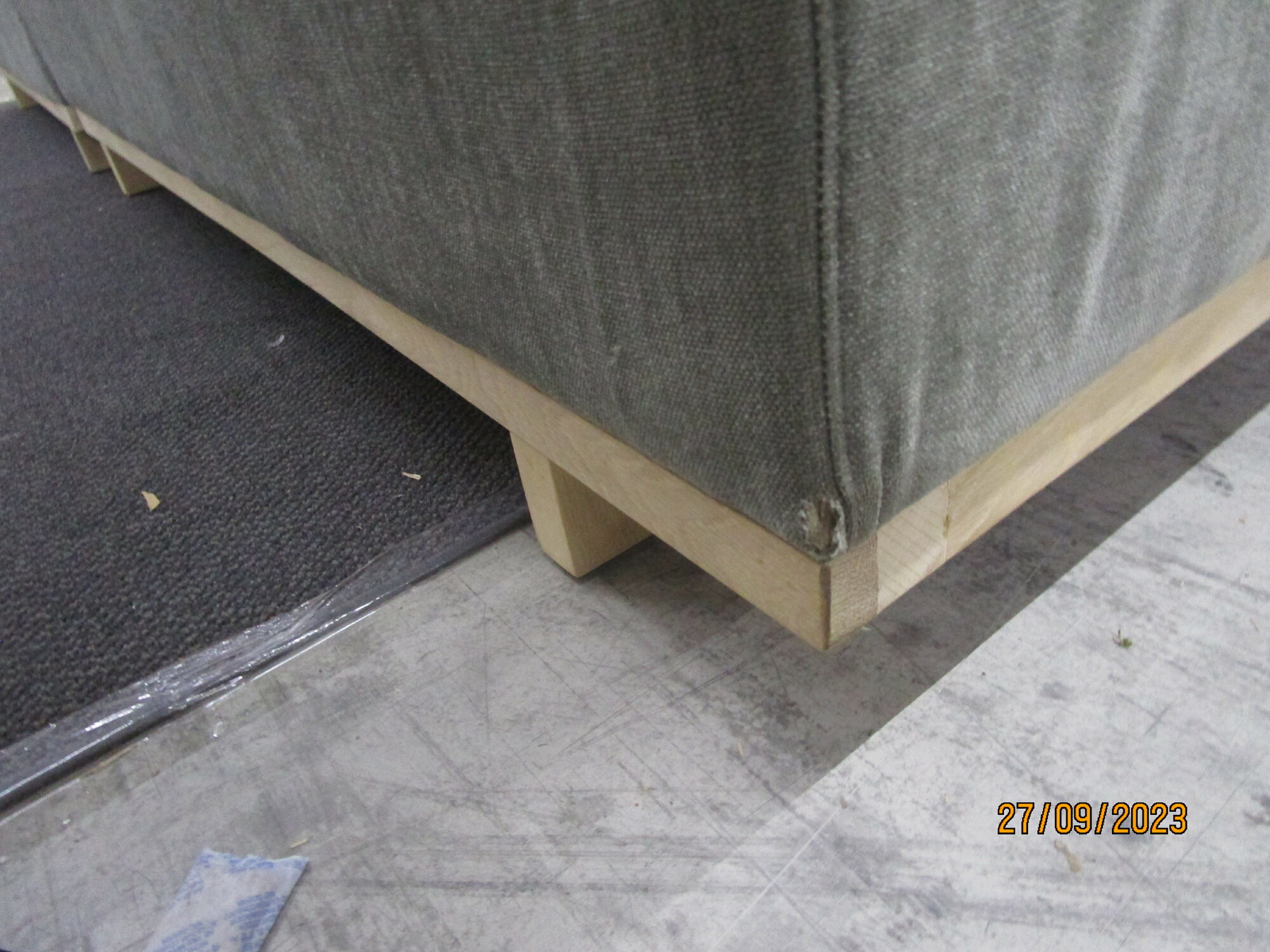 Aya Sofa 4-Sitzer Planet Grey Green 9